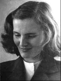 CARMEN LAFORET